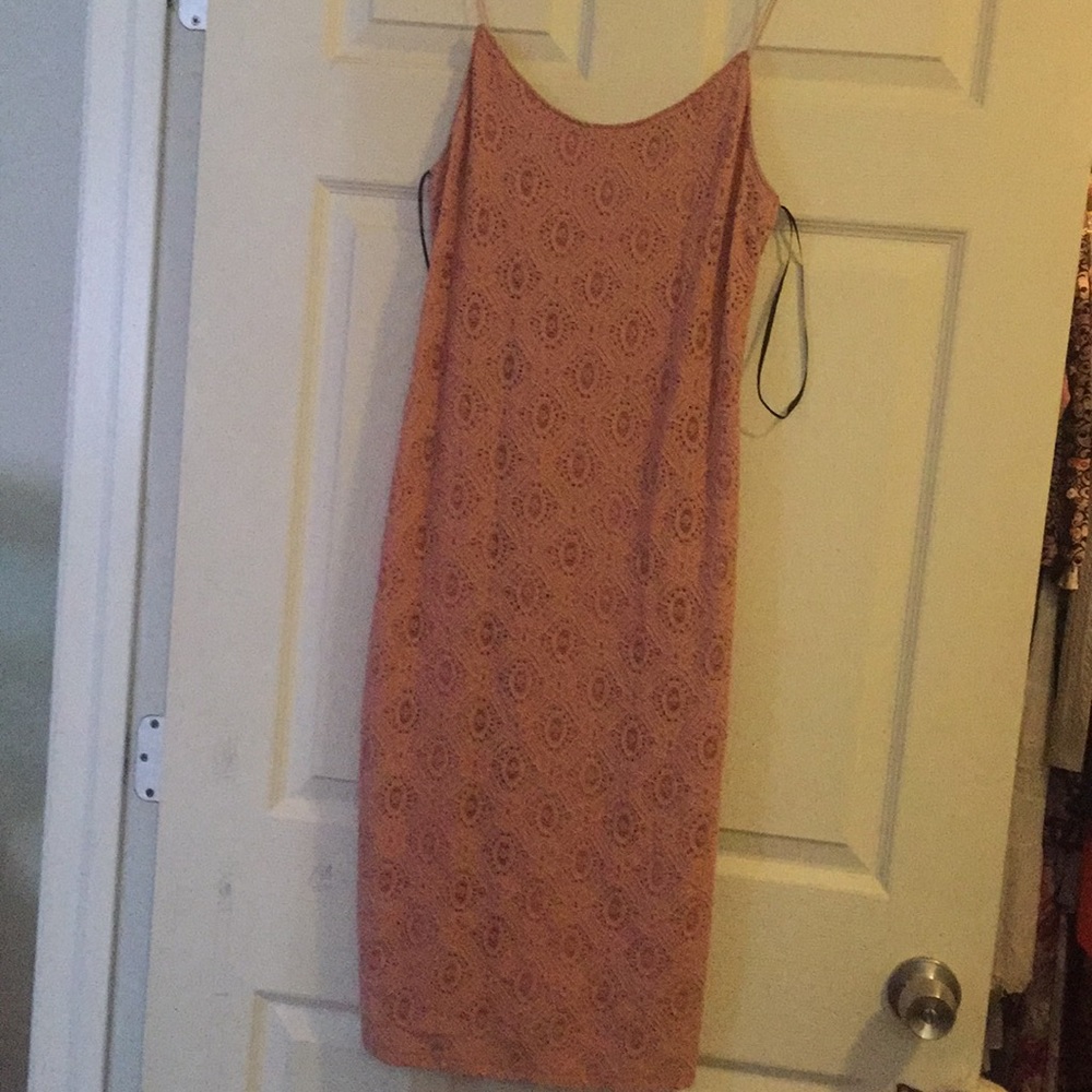 Lace pink dress
